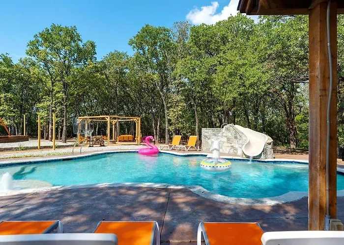 Holiday home Pool Sim Pickleball Mini Golf Sleeps 24