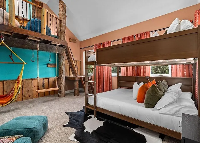 Pool Sim Pickleball Mini Golf Sleeps 24 Fort Worth